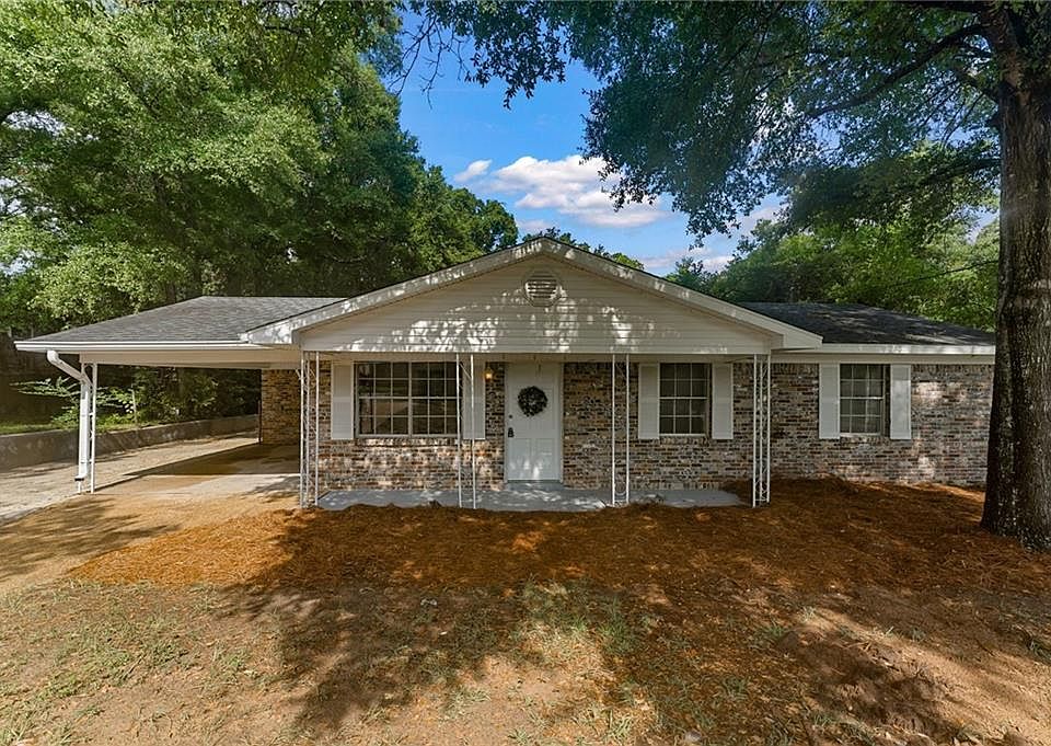 1st image of 1967 Forest Oaks Dr W
