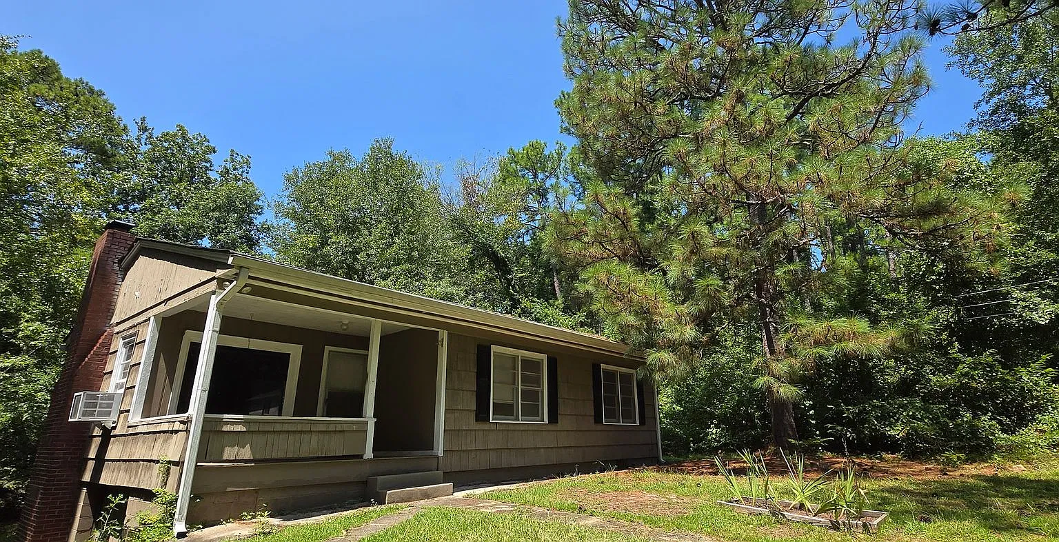 367 Frances Blvd, Oxford, AL 36203 — Photo 1