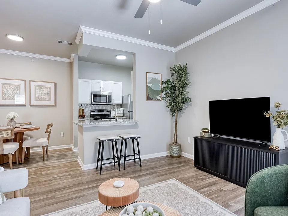 The Highline apartments community photo