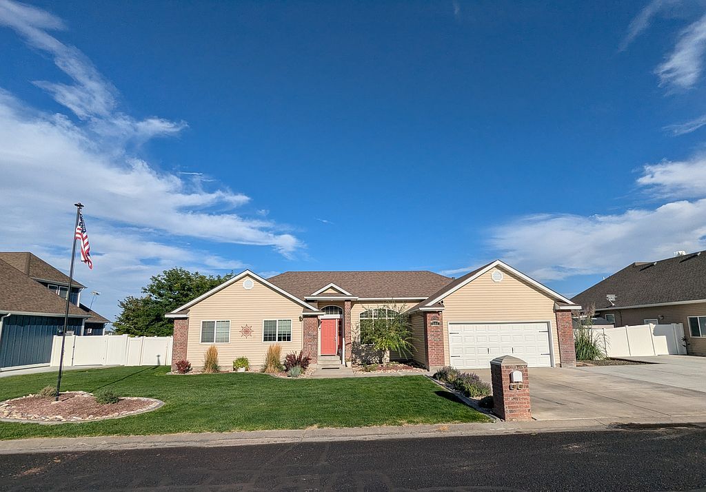 144 Greenbrier Dr - Property Image