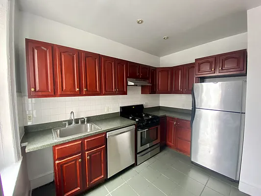 Rented by Compass | media 20