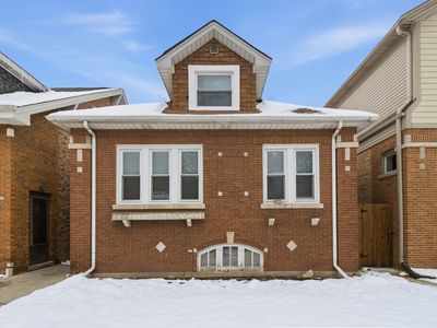 3024 N Long Ave, Chicago, IL, 60641