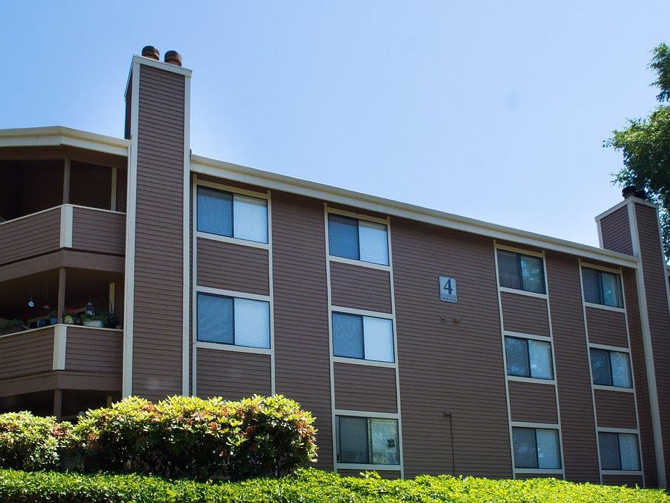 Townhomes with a View 9840 SE Talbert St Clackamas OR Zillow