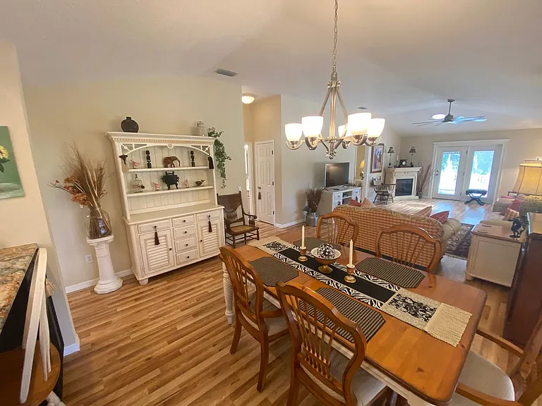 3301 Archer Ave — Photo 8