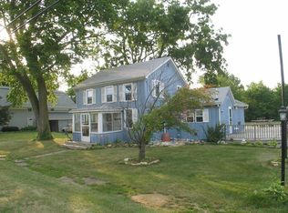 6787 Chicago Rd, Yorkville, IL 60560