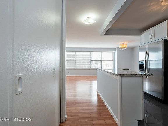 2nd image of 6157 N Sheridan Rd APT 16L