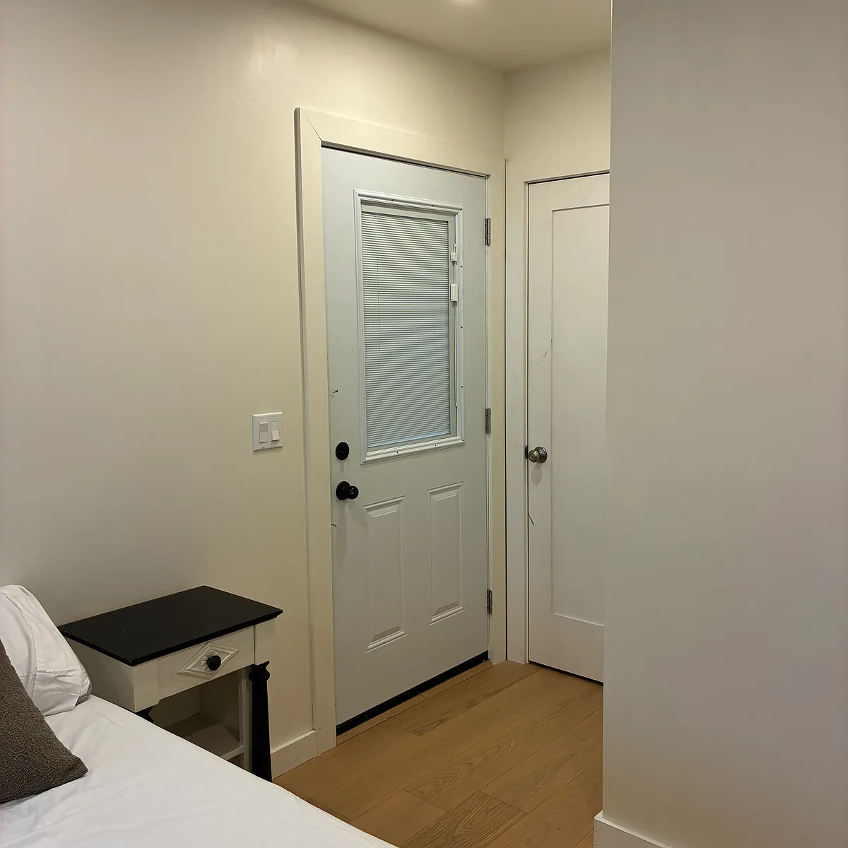 Private entrance/access - El Granada Blvd