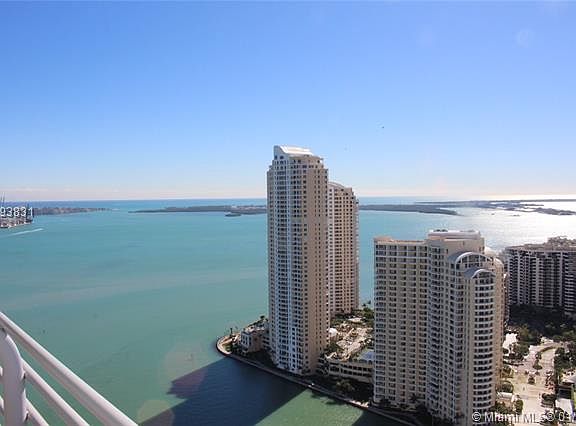 2nd image of 325 Biscayne Blvd APT 4117
