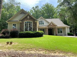 160 Spring Hill Dr, Ellerslie, GA 31807