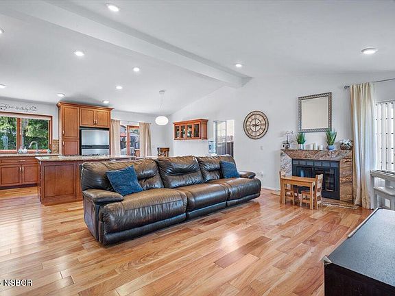 3rd image of 108 Marian Way