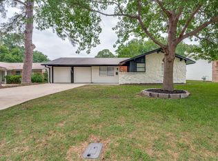 2209 Hackberry Dr, Arlington, TX 76013