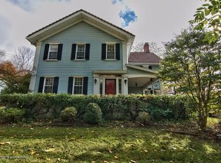 1000 N Abington Rd, Waverly Township, PA 18414