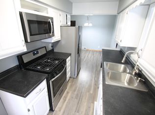 617 13th St, West Des Moines, IA 50265