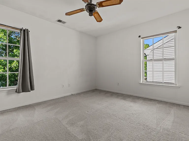 5509 Bulls Bay Dr #1 — Photo 18