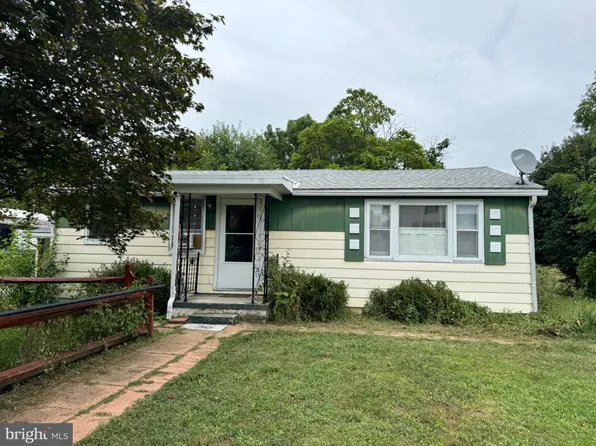 3678 Centennial Rd, Hanover, PA 17331