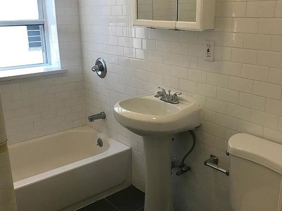 5th image of 2035 A C P Jr Blvd APT 43