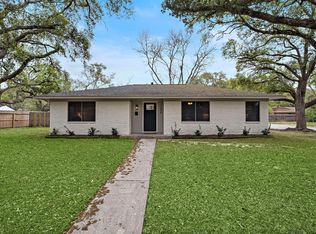 1606 E Fayle St, Baytown, TX 77520