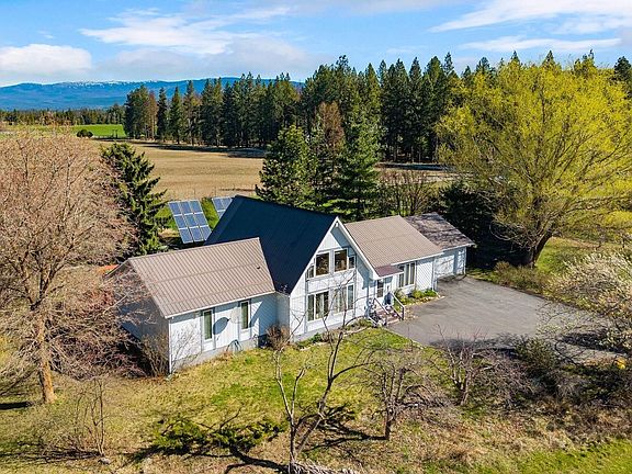 4th image of 323 Aspen Dr
