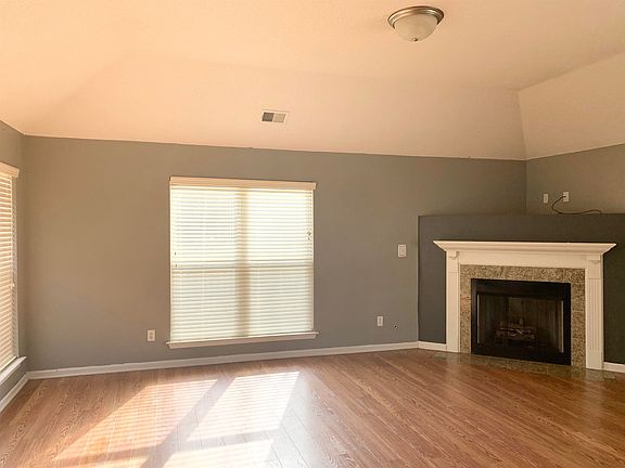 4th image of 8401 Wild Dune Ln