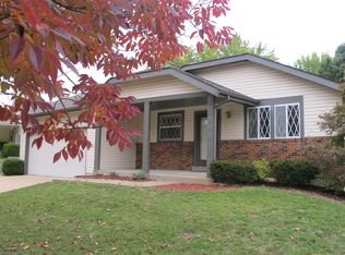 139 Brightfield Dr, Ballwin, MO 63021