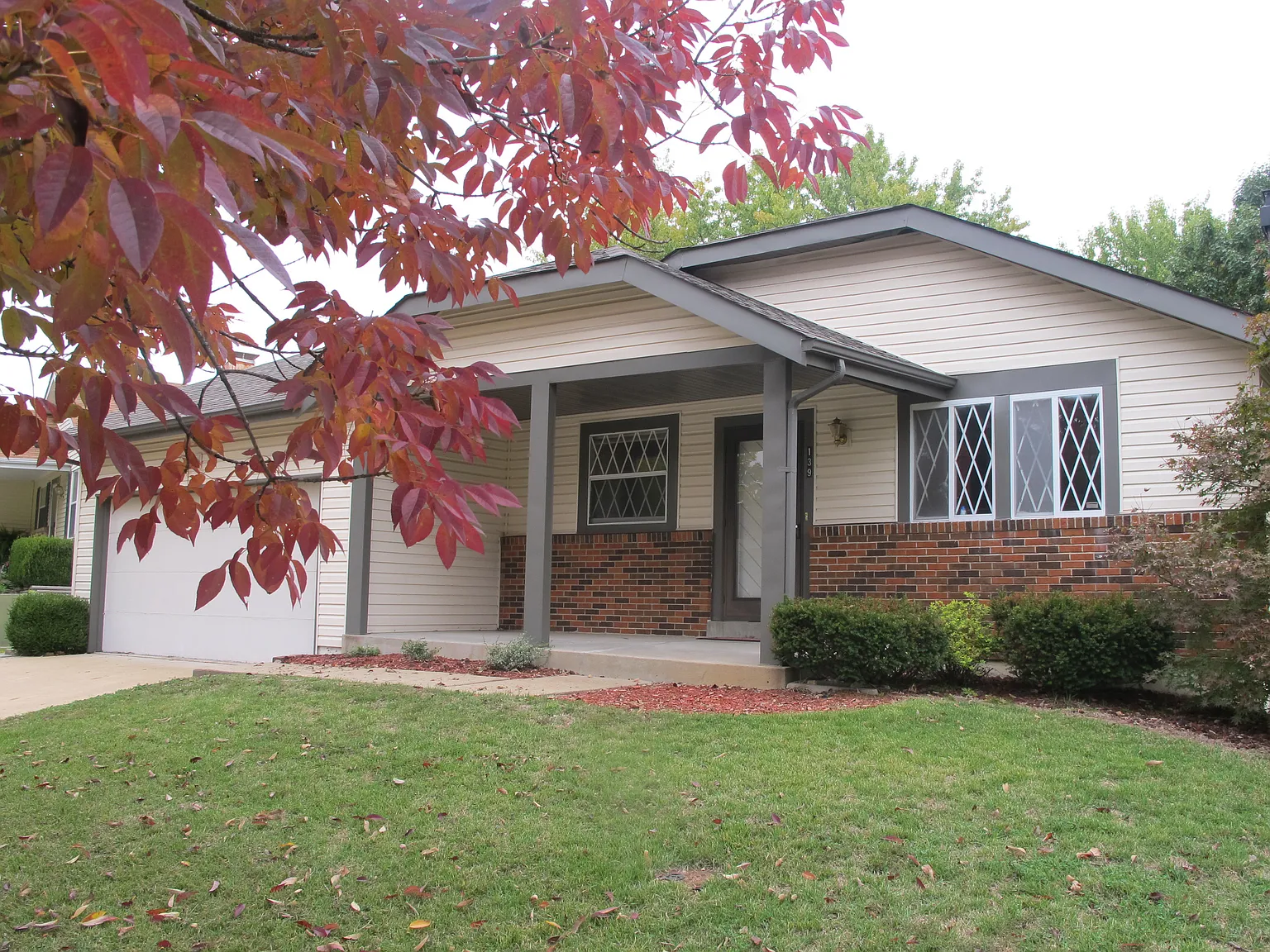 139 Brightfield Dr photo 1