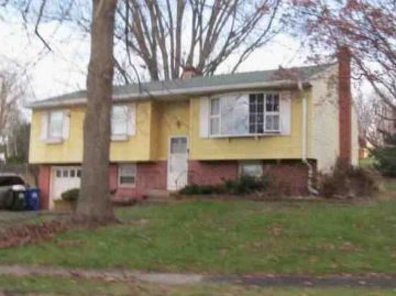 2nd image of 25 Bonnie Ct
