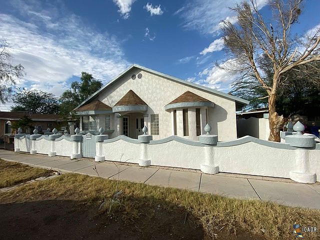 1st image of 684 W Heil Ave