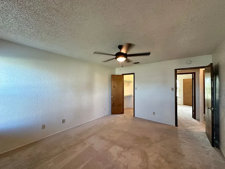 1602 Becker Dr — Photo 24
