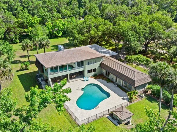 1010 Big Tree Rd, Daytona Beach, FL 32119