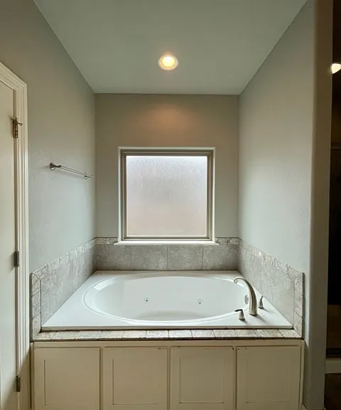 2903 SW Briar Creek Ave — Photo 6