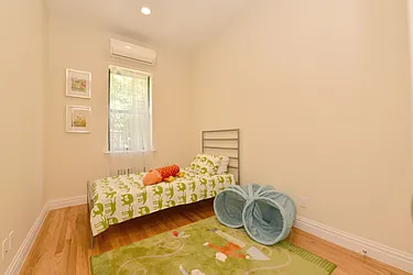 Sold by Nest Seekers International