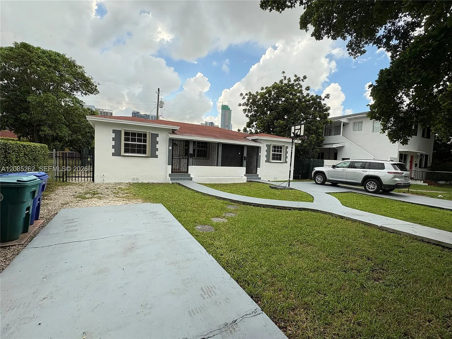 City Of Miami South — Photo 3