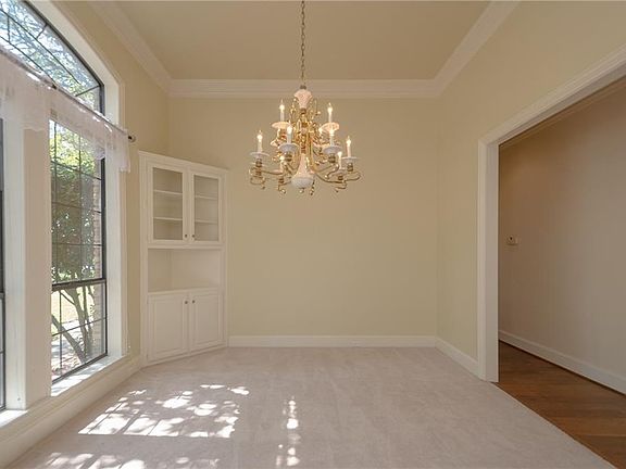 3rd image of 160 Winding Creek Way