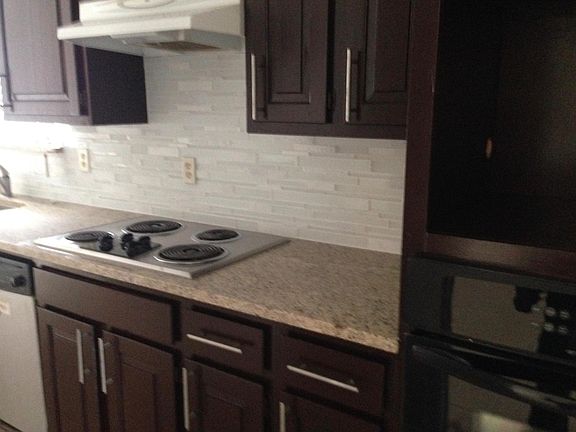 5th image of 2316 Woodglen Dr