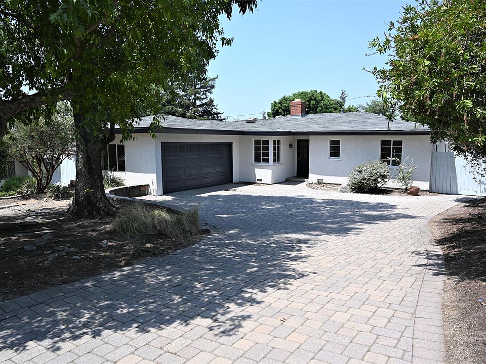 1st image of 421 Crestvale Dr