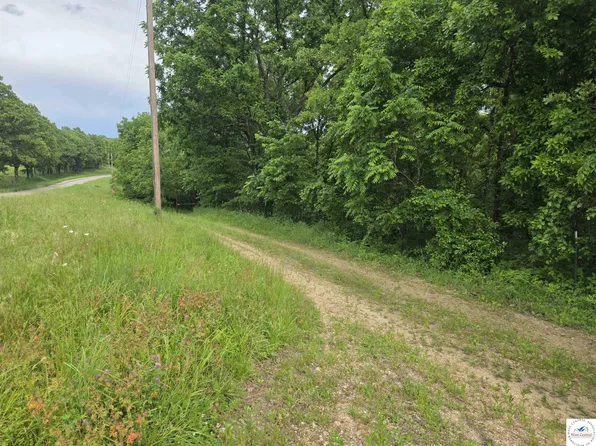 V 30074th Hwy, Edwards, MO 65326