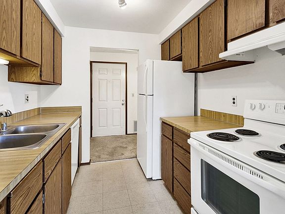 4th image of 316 Elwood Ct #201