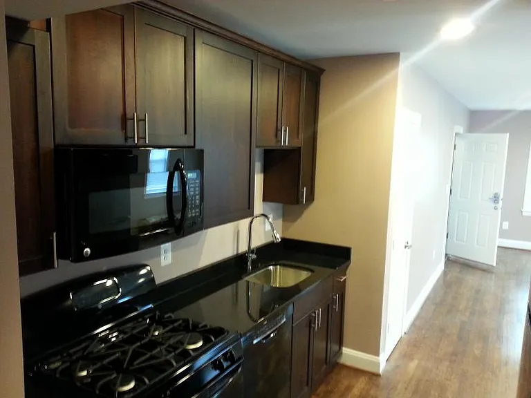 1900 M St NE #3 — Photo 25