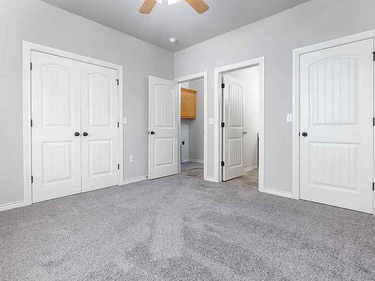 Walnut Creek Apartment Homes — Photo 13