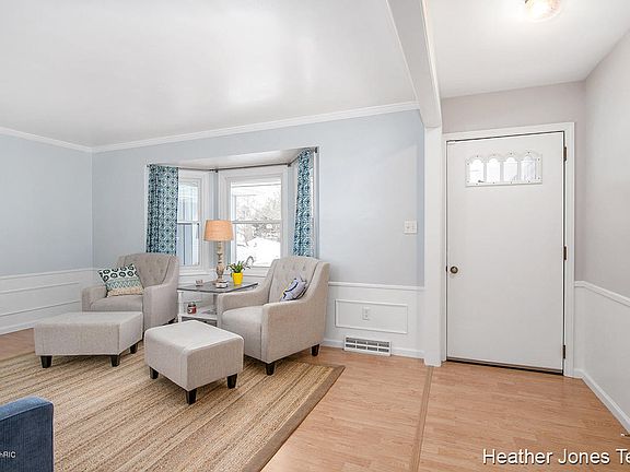 4th image of 7332 Mountain Ash Dr SE