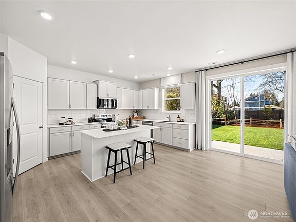 4th image of this home