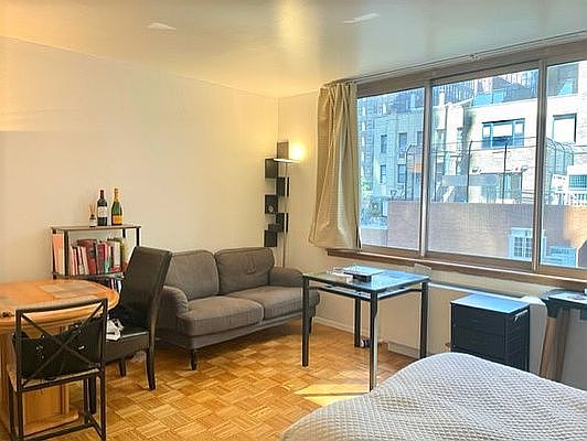 1st image of 235 E 40th St APT 2J