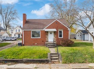 877 10th St NE, Massillon, OH