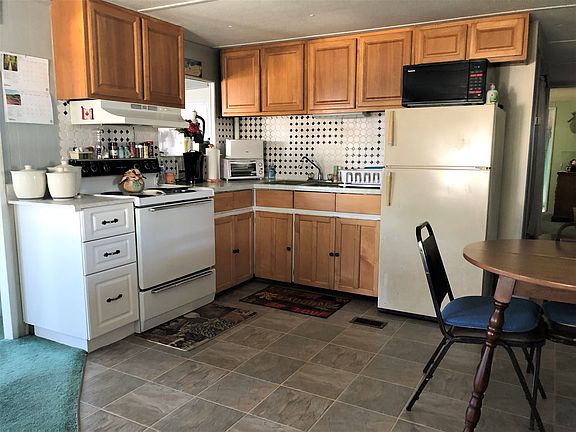 2nd image of 46 Kelly Dr