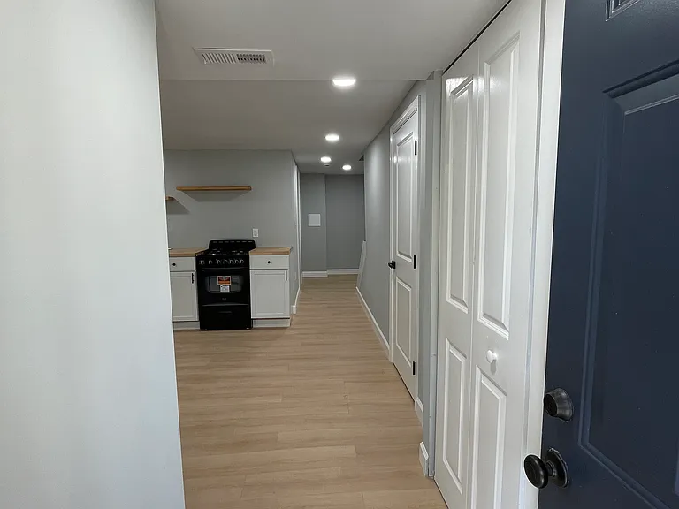 145 Wilmington Pl SE — Photo 1