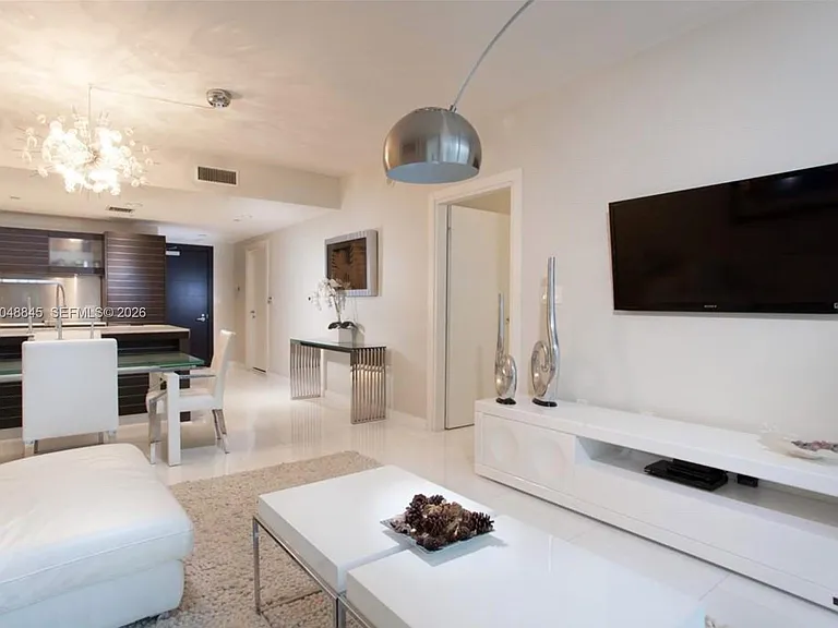 200 Biscayne Boulevard Way #3209 — Photo 2