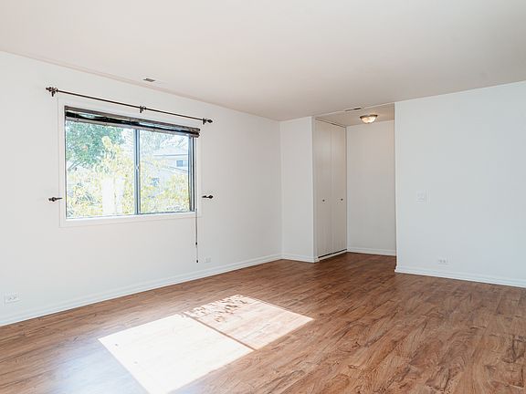 3rd image of 130 Windward Dr #156C