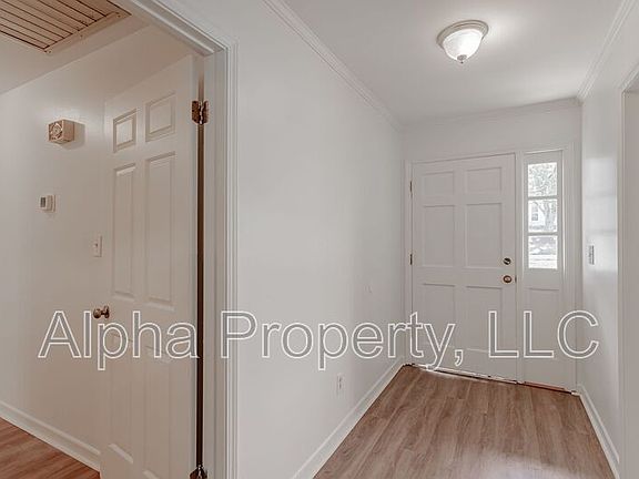 2nd image of 106 Steeplechase Ct
