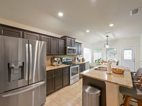 600 Stanmire Lake Trl, Fort Worth, TX 76120