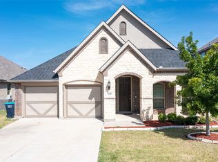 548 Windy Knoll Rd, Burleson, TX 76028